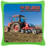 mtz 82 v práci, zelený plátnený vankúš zo zadu