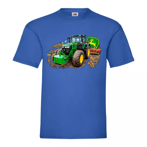 zelený traktor v práci modré tričko