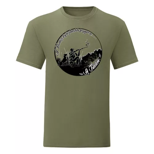 najbezpečnejšia zbraň poľovca... zelená košeľa