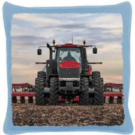   dvojkolesový červený traktor v práci modrý bavlnený vanúšek