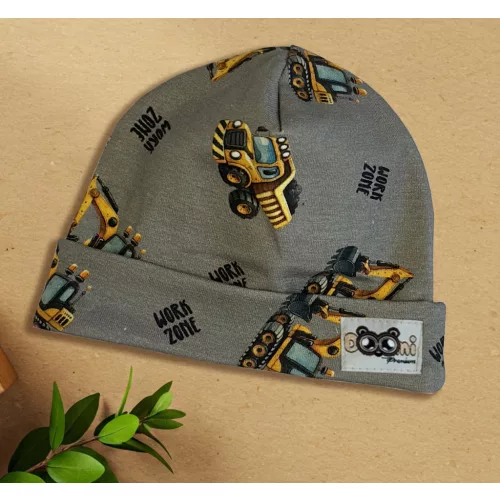 detská čiapočka so svetlou rúčkou